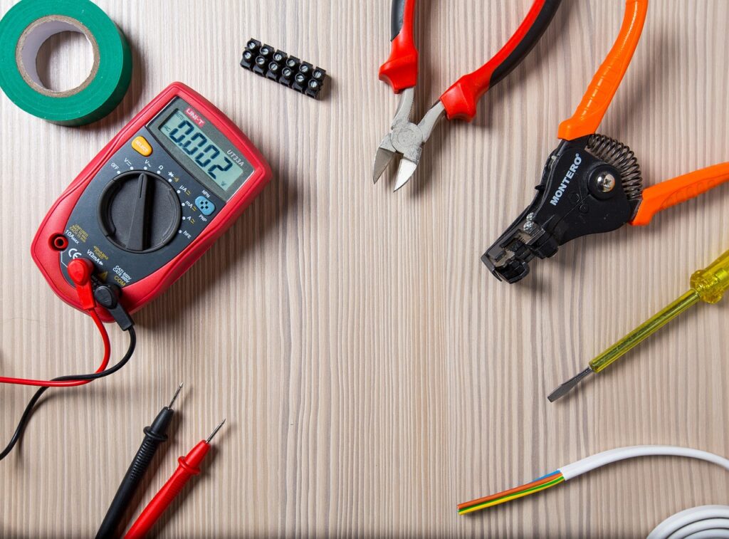 electrician tools